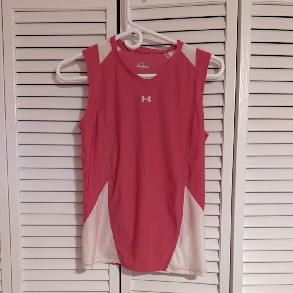 Under Armour Pink  Sleeveless Tank that’s great for summer